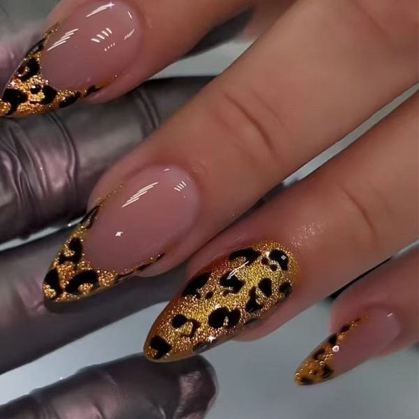 Gold leopard print and glitter